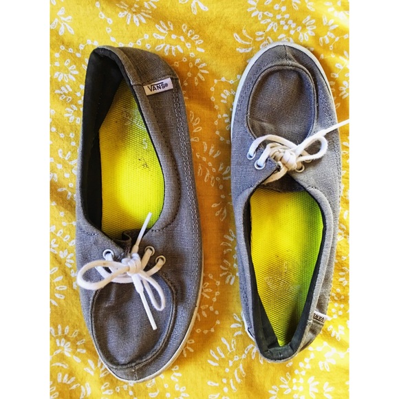 Vans - Picture 2 of 6